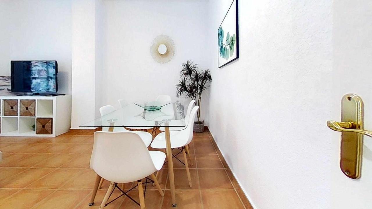 Coqueto y práctico apartamento en el pueblo de Zahara Zahara de los Atunes Exterior foto
